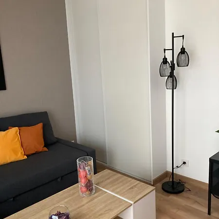 Apartament A 50 Metres De La